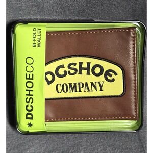 DC Shoe Company‎ Mens Patch Bi-fold Brown Leather Wallet Skateboard